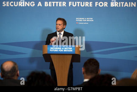 Grant Shapps, Vorsitzender der konservativen Partei, hält eine Rede zum Thema Freihandel am Institute of Directors in London. Stockfoto