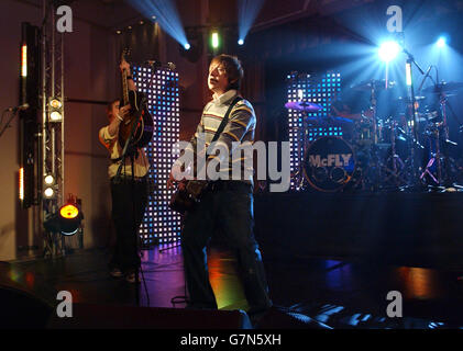 Start DER BRIT Awards 2005 Nominierungen - Park Lane Hotel. McFly. Stockfoto
