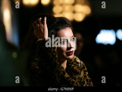 Charli XCX bei den NME Awards 2015 mit Austin, Texas, an der O2 Brixton Academy, London. Stockfoto