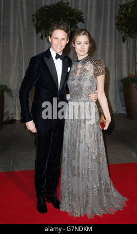 Eddie Redmayne und Hannah Bagshawe besuchen die After Show Party für die EE British Academy Film Awards im Grosvenor House Hotel im Zentrum von London. Stockfoto