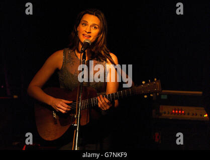 Madeleine Peyroux bei Madame JoJos Stockfoto