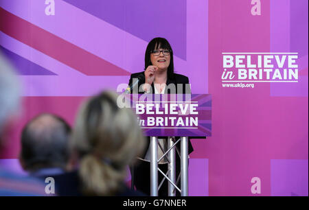 Farage Besuch in Rochester. 3 Milliarden im Jahr im Gesundheitswesen. Stockfoto