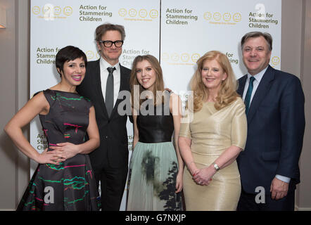 (Links - rechts) Chief Executive of Action Stammering Children Balshen Izzet, Colin Firth, Arielle (Nachname nicht angegeben), die an einem Stampfer leidet, Joanna Hunter und Shardow-Kanzler Ed Balls bei der Eröffnung des Appells „Unlock a Child's Voice“ im Berkeley Hotel, Knightbridge, London. DRÜCKEN SIE VERBANDSFOTO. Bilddatum: Dienstag, 24. Februar 2015. Bildnachweis sollte lauten: Daniel Leal-Olivas/PA Wire Stockfoto