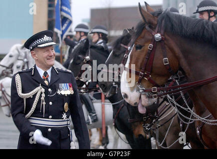 Metropolitan Police Commissioner Sir John Stevens, letzter öffentlicher Tag im Amt. Passing-out-Parade an der MPS-Trainingsschule in Hendon. Stockfoto