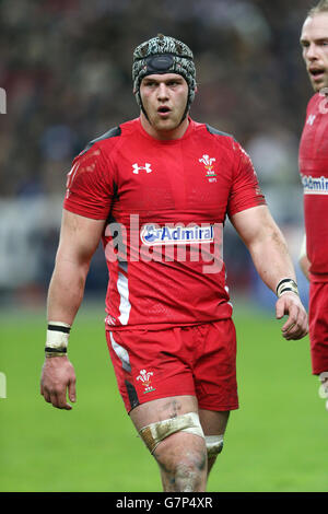 Rugby Union - 2015 RBS Six Nations - Frankreich / Wales - Stade de France. Dan Lydiate von Wales während des RBS Six Nations-Spiels im Stade de France, Paris, Frankreich. Stockfoto