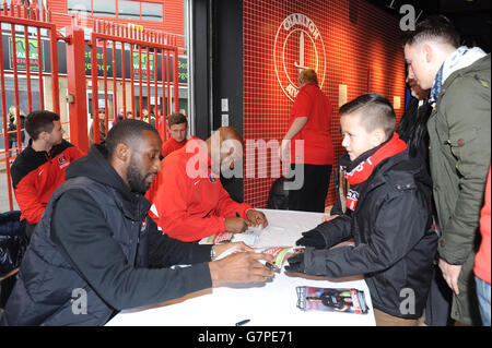 Fußball - Himmel Bet Meisterschaft - Charlton Athletic V Huddersfield Town - The Valley Stockfoto