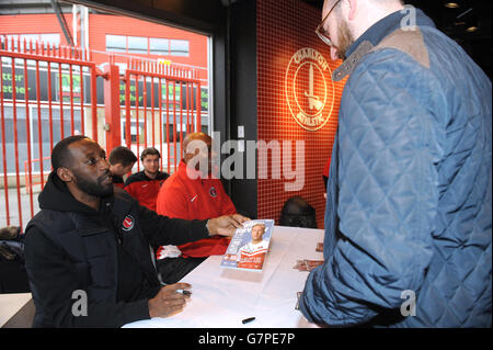 Fußball - Himmel Bet Meisterschaft - Charlton Athletic V Huddersfield Town - The Valley Stockfoto