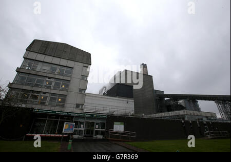 Eine allgemeine Ansicht des Kraftwerks Longannet, das vom stellvertretenden Ersten Minister John Swinney besucht wurde. Stockfoto