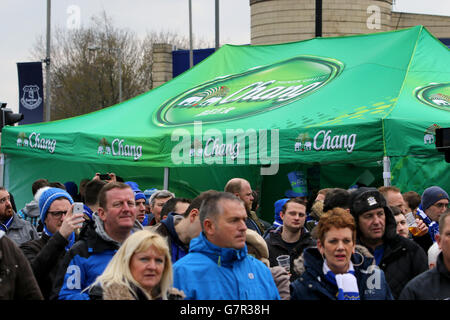 Fußball - Barclays Premier League - Everton / Newcastle United - Goodison Park. Der Pavillon von Chang in der Everton Fan Zone Stockfoto
