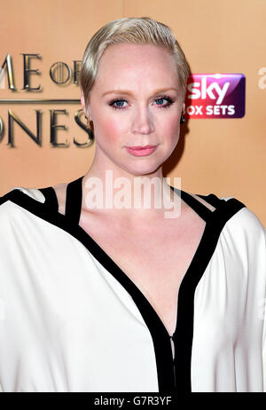 Gwendoline Christie bei der Weltpremiere der fünften Reihe von Game of Thrones im Tower of London. DRÜCKEN SIE VERBANDSFOTO. Bilddatum: Mittwoch, 18. März 2015. Siehe PA Story SHOWBIZ Thrones. Das Foto sollte lauten: Ian West/PA Wire Stockfoto