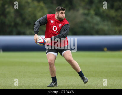 Rugby-Union - 2015 RBS 6 Nations - England / Frankreich - England-Training - Pennyhill Park Stockfoto