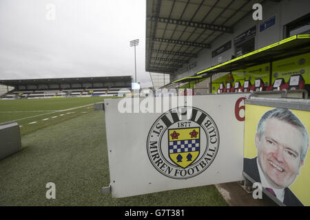 Ground gv mit einem Bild von MSP George Adam während des schottischen Premiership-Spiels im St Mirren Park, Paisley. DRÜCKEN Sie VERBANDSFOTO. Bilddatum: Freitag, 3. April 2015. Siehe PA Geschichte FUSSBALL St Mirren. Bildnachweis sollte lauten: Jeff Holmes/PA Wire. Stockfoto