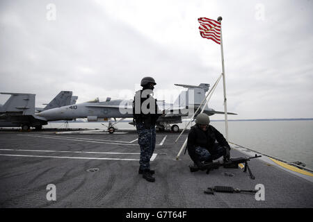 Theodore Roosevelt Carrier Strike Group besuchen UK Stockfoto