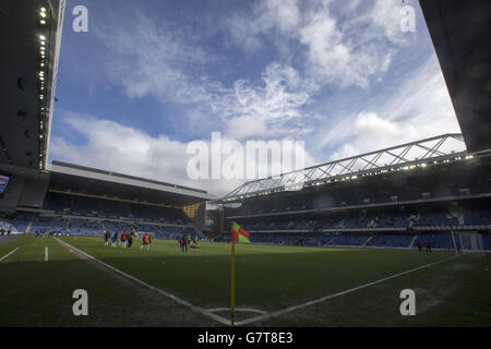 Die Rangers hatten während des schottischen Meisterschaftsspiel in Ibrox, Glasgow, eine allgemeine Ansicht. DRÜCKEN SIE VERBANDSFOTO. Bilddatum Samstag, 28. März 2015. Siehe PA Story SOCCER Rangers. Bildnachweis sollte lauten: Jeff Holmes/PA Wire. NUR FÜR REDAKTIONELLE ZWECKE. Stockfoto