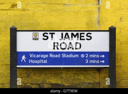 Fußball - Sky Bet Championship - Watford / Ipswich Town - Vicarage Road. Ein Schild in Watford in der Nähe der Vicarage Road Stockfoto