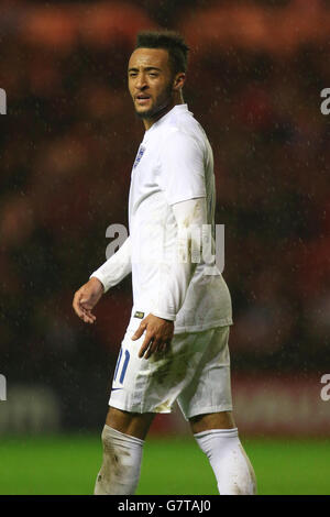 Fußball - Under 21 International - England unter 21 / Deutschland unter 21 - Riverside Stadium. Nathan Redmond, England, U21. Stockfoto