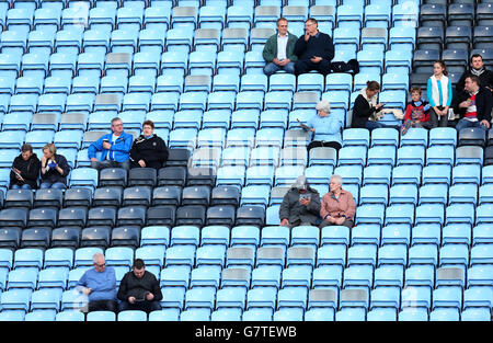 Fußball - Himmel Bet League One - Coventry City gegen Oldham Athletic - Ricoh Arena Stockfoto