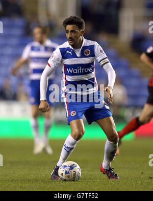 Fußball - Sky Bet Championship - Reading / AFC Bournemouth - Madejski Stadium. Reading's Jem Karacan Stockfoto