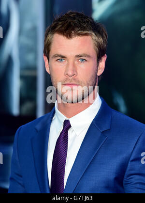 Chris Hemsworth (Thor) bei der europäischen Filmpremiere Marvel Avengers: The Age of Ultron im VUE-Kino in Westfield, London. Stockfoto