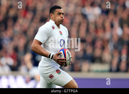 Rugby Union - 2015 RBS 6 Nations - England gegen Schottland - Twickenham. Luther Burrell, England Stockfoto