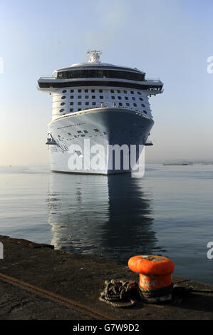 Hymne der Meere kommt in Southampton Stockfoto