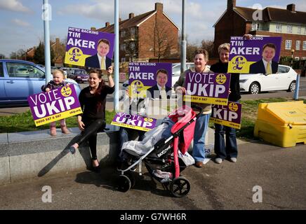 Parlamentswahlen 2015 Kampagne - 13. April Stockfoto