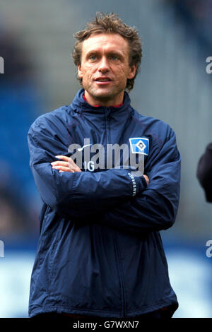 Fußball - Deutsche Bundesliga - Hamburg / Kaiserslautern - AOL Arena. Hamburgs Trainer Thomas Doll Stockfoto