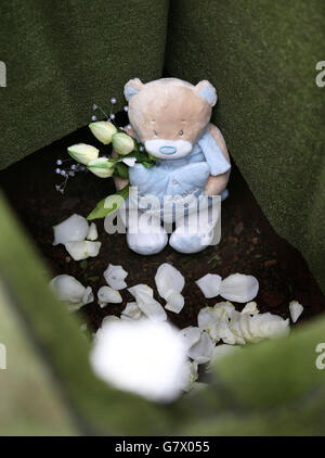 Unbekannten Baby Boy Beerdigung Stockfoto