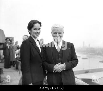 Unterhaltung - Charlie Chaplin in London - Dach des Savoy Hotels, Stockfoto