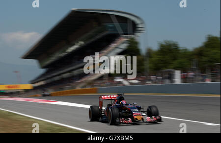 Torro Rosso's Max Verstappen beim Qualifying für den Großen Preis von Spanien auf dem Circuit de Barcelona-Catalunya in Barcelona, Spanien. Stockfoto