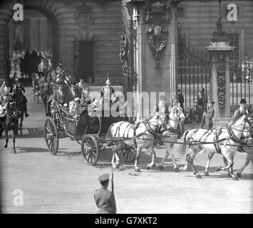 König - George VI silberne Hochzeit - London Stockfoto