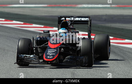 Formel 1 - großer Preis von Spanien - Trainingstag - Circuit de Barcelona-Catalunya. Fernando Alonso von McLaren während des Trainingstages auf dem Circuit de Barcelona-Catalunya in Barcelona, Spanien. Stockfoto