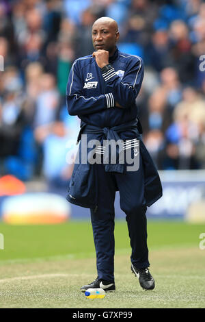 Fußball - Barclays Premier League - Manchester City gegen Queens Park Rangers - Etihad Stadium Stockfoto