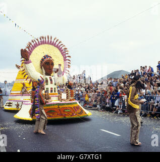 Die jährliche Battle of the Flowers Parade in St. Helier auf Jersey. Stockfoto