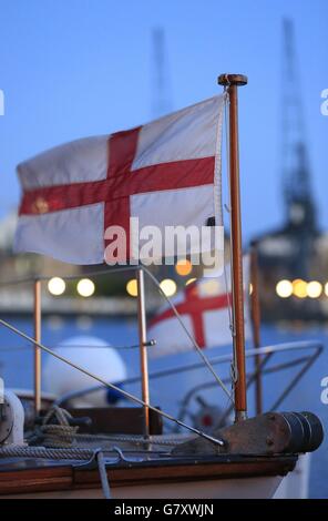 Dunkirk Little Ships versammeln sich am Royal Victoria Dock, London, um den 75. Jahrestag der großen Rettungsaktion - genannt Operation Dynamo - zu feiern. Stockfoto