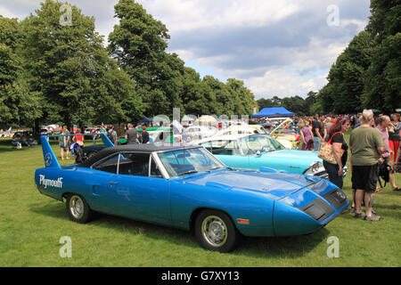 Plymouth Road Runner Superbird (1970, Hanworth Classic Car Show, 26. Juni 2016. Bushy Park, Hampton Court, London Borough of Richmond, England, Großbritannien, Großbritannien, Europa. Vintage-, Classic- und amerikanische Fahrzeugausstellungen sowie Tanz- und Verkaufsstände der 40er und 50er Jahre. 8. Jahrestagung, um Spenden für Shooting Star Chase Kinderhospiz zu sammeln. Kredit: Ian Bottle / Alamy Live News Stockfoto