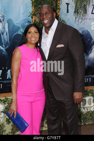 Hollywood, CA, USA. 27. Juni 2016. 27. Juni 2016 - Hollywood. Cookie Johnson, Magic Johnson. Anreise für die Los Angeles World Premiere von Warner Bros. ' '' die Legende von Tarzan'' an der Dolby Theater statt. Bildnachweis: Birdie Thompson/AdMedia Credit: Birdie Thompson/AdMedia/ZUMA Draht/Alamy Live-Nachrichten Stockfoto