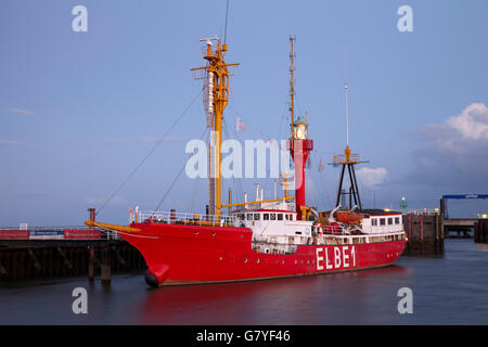 Feuerschiff Elbe 1 im Abendlicht, Cuxhaven, einem Kurort an der Nordsee, Niedersachsen, PublicGround Stockfoto