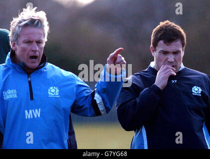 Schottland Rugby Team Trainer Matt Williams (links) und Kapitän Gordon Bulloch. Stockfoto