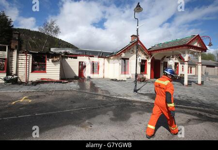 Die Nachwirkungen eines Brandes auf der Old Royal Station in Ballater, Aberdeenshire. Stockfoto