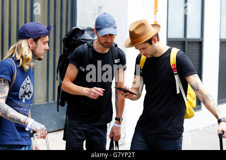 Streetstyle, Paris Fashion Woche Männer s/s 2017 Stockfoto