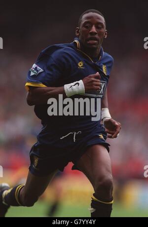 Fußball - Carling Premiership League - Nottingham Forest / Wimbledon. Jason Euell, Wimbledon Stockfoto