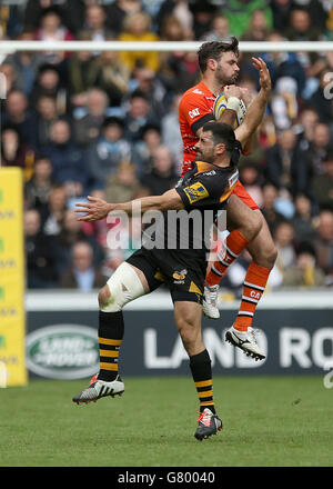 Rugby Union - Aviva Premiership - Wesps gegen Leicester Tigers - Ricoh Arena. Niall Morris von Leicester Tigers trifft den Ball während des Spiels der Aviva Premiership in der Ricoh Arena, Coventry. Stockfoto