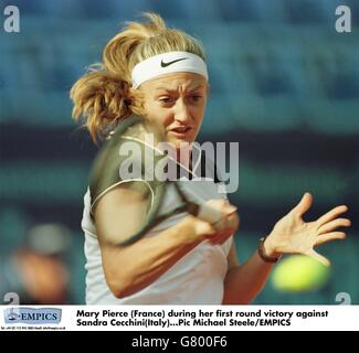 Mary Pierce (Frankreich) bei ihrem ersten Rundensieg gegen Sandra Cecchini (Italien) r Stockfoto