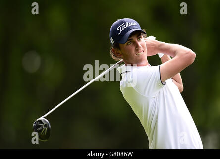 Der Italiener Renato Paratore am zweiten Tag der BMW PGA Championship 2015 im Wentworth Golf Club, Surrey. Stockfoto