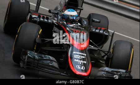 Fernando Alonso von McLaren während des Trainingstages für den Großen Preis von Monaco 2015 auf dem Circuit de Monaco, Monte Carlo. Stockfoto