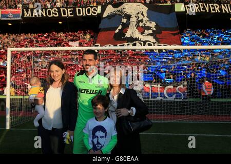 Fußball - Julian Speroni Testimonial - Crystal Palace V Dundee - Selhurst Park. Crystal Palace Torwart Julian Speroni kommt zu seinem Testimonial Match im Selhurst Park, London. Stockfoto