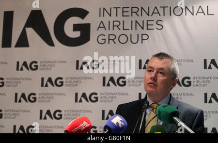 Willie Walsh, Chief Executive der International Airlines Group (IAG), während einer Pressekonferenz über den von der irischen Regierung vorgeschlagenen Verkauf einer verbleibenden 25%-Beteiligung an Aer Lingus im Westbury Hotel in Dublin. Stockfoto