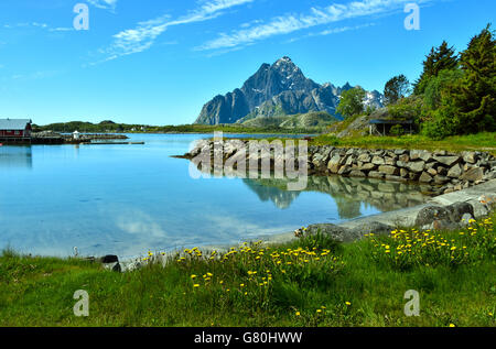 Vagakallen Berg von Lofoten Vågakallen, Ørsvågvær, Orsvagvaer, Arktis Norwegen, Lofoten-Inseln gesehen Stockfoto