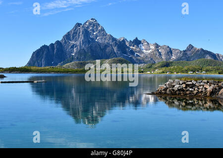 Vagakallen Berg von Lofoten Vågakallen, Ørsvågvær, Orsvagvaer, Arktis Norwegen, Lofoten-Inseln gesehen Stockfoto